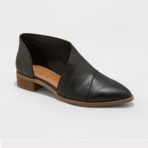 NWT Universal Thread Black Wenda Cut Out Bootie